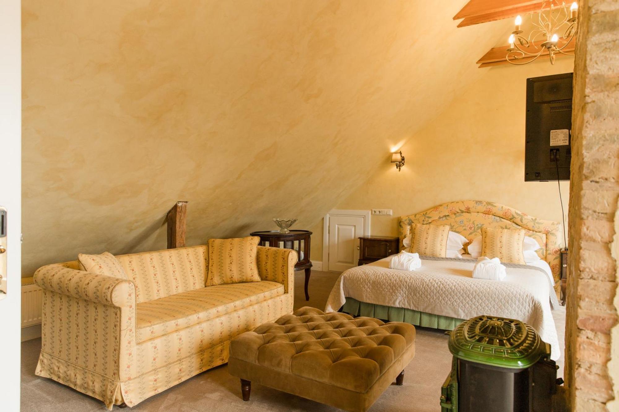 Apvalaus Stalo Klubas Gastro & Spa Hotel تراكي الغرفة الصورة